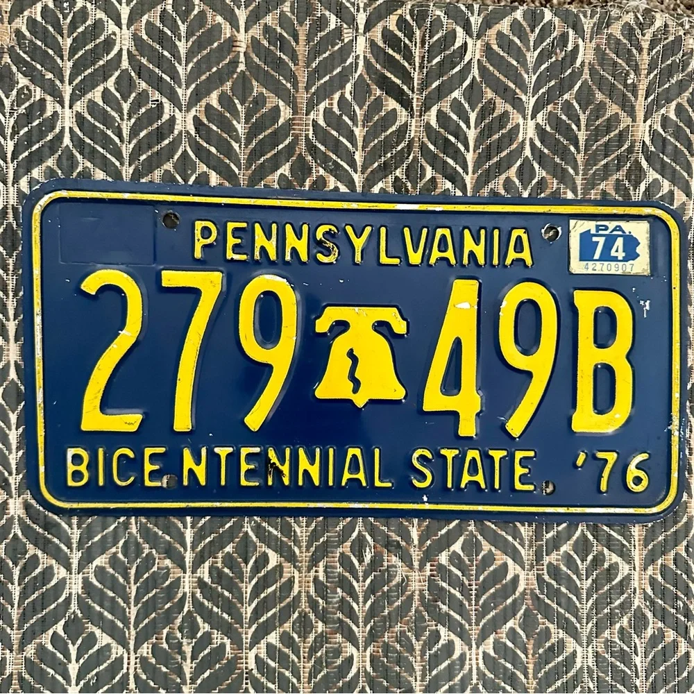 Pennsylvania Bicentennial State 1976 License Plate